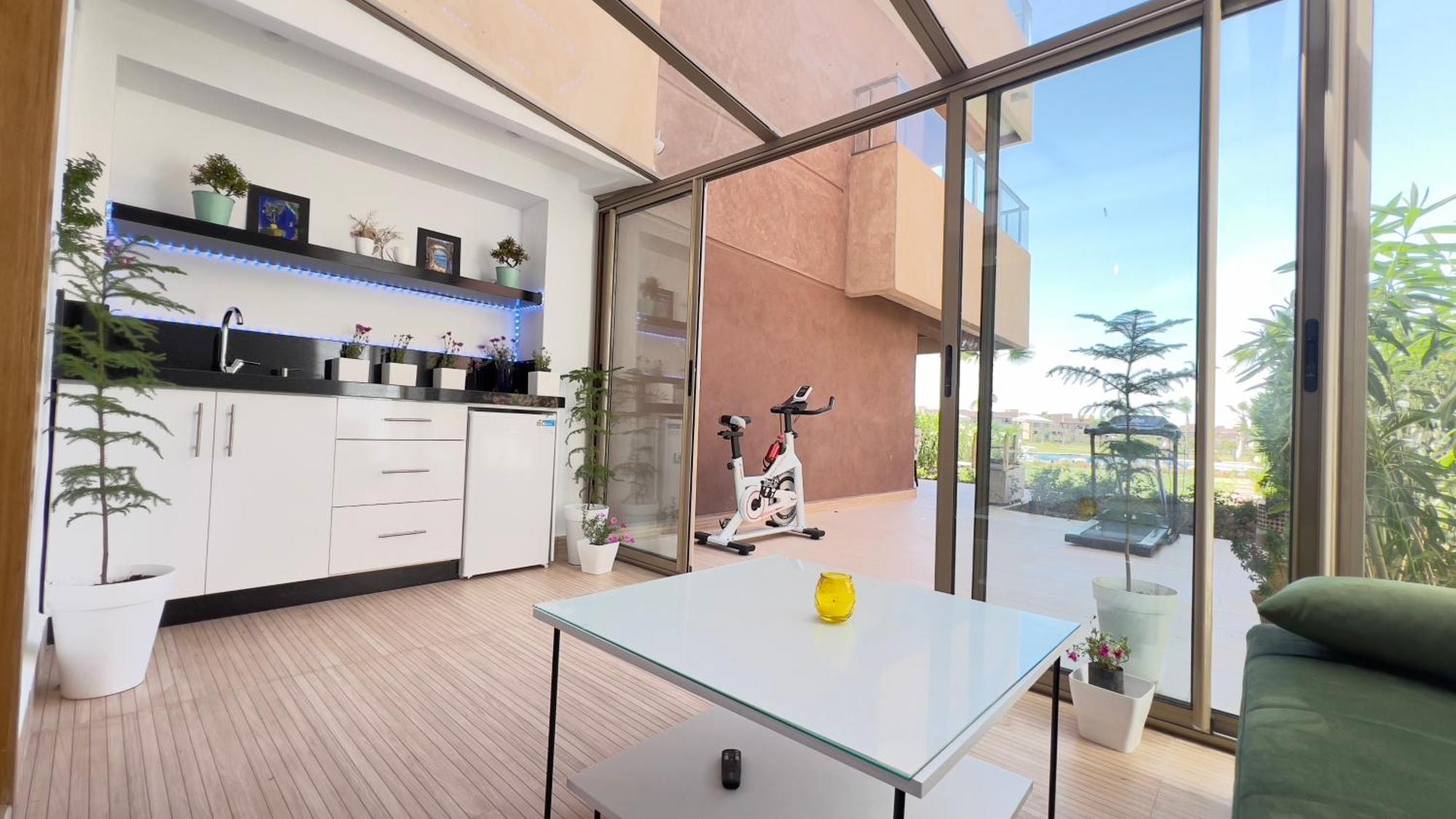 Appartement De Luxe Avec Jardin Vue Sur La Piscine Golf Securise 24H Sur 24 A 5 Minutes De L Aeroport มาร์ราเกช ภายนอก รูปภาพ