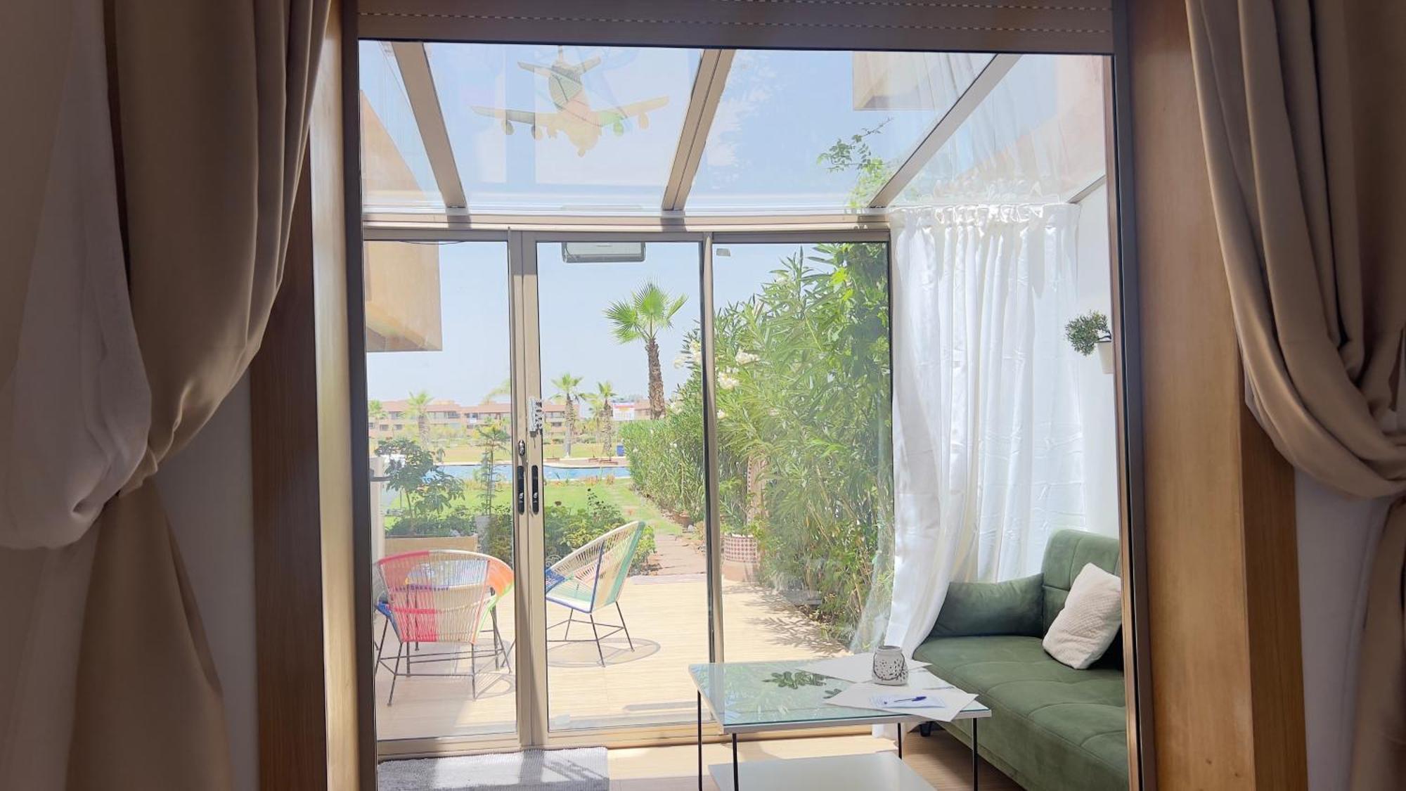 Appartement De Luxe Avec Jardin Vue Sur La Piscine Golf Securise 24H Sur 24 A 5 Minutes De L Aeroport มาร์ราเกช ภายนอก รูปภาพ